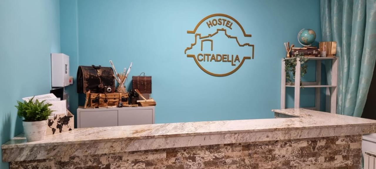 Hostel Citadella Deva Esterno foto